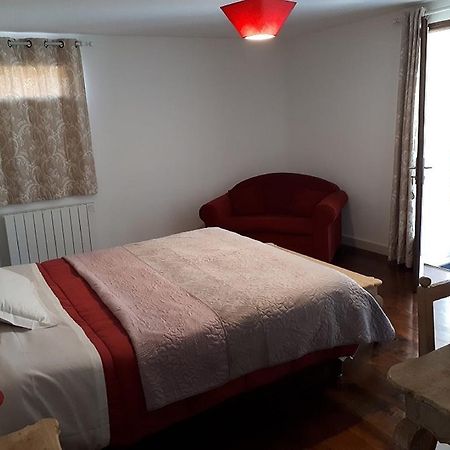 Nuit D'Un Jour Bed & Breakfast Montmerle Sur Saone Luaran gambar