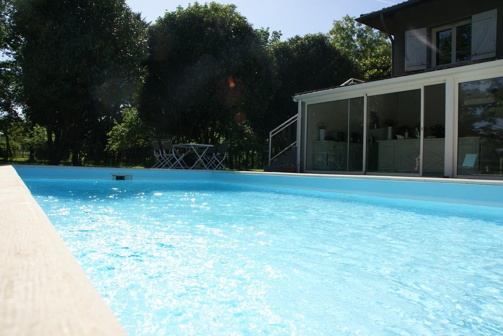 Nuit D'Un Jour Bed & Breakfast Montmerle Sur Saone Luaran gambar