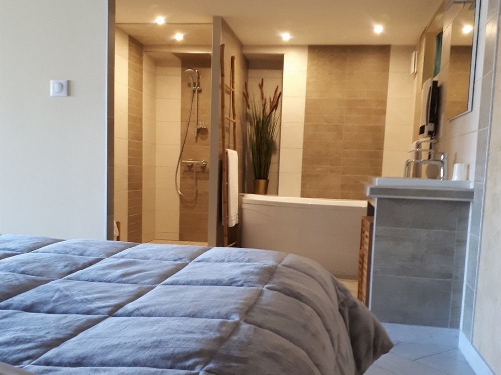 Nuit D'Un Jour Bed & Breakfast Montmerle Sur Saone Luaran gambar