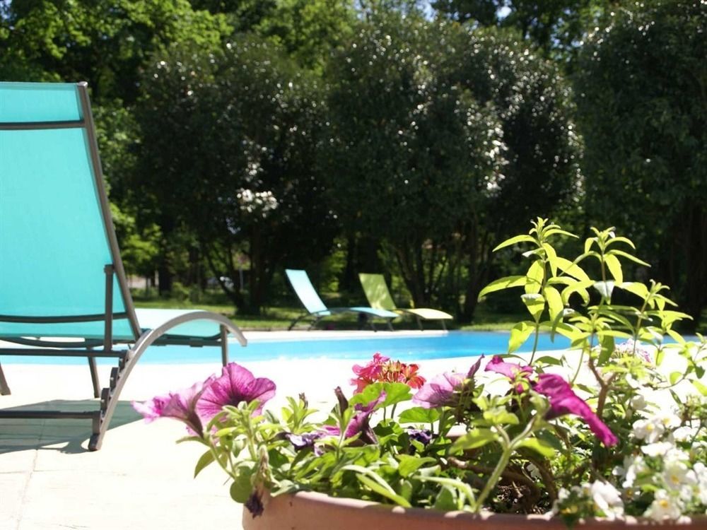 Nuit D'Un Jour Bed & Breakfast Montmerle Sur Saone Luaran gambar